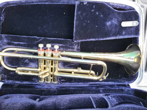 VINTAGE CONN DIRECTOR TRUMPET - $125 (Crawfordville)63471021046275121