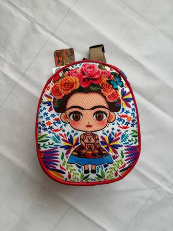 Mini Frida backpack 1