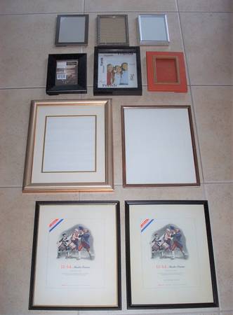 10 PICTURE FRAME LOT ASSORTED SIZES 1