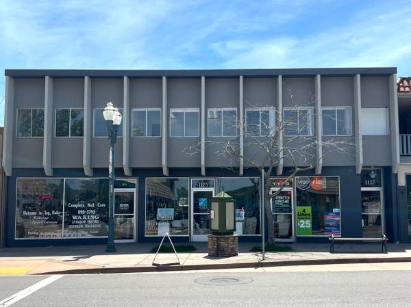 Grant Ave Downtown! Commercial/Retail 1