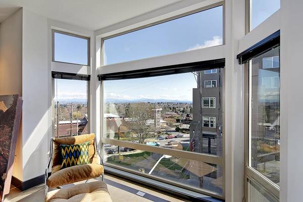 $3,495 / 2br - 963ft2 - A Slice of Paradise in Such a Busy World!63808084144131124