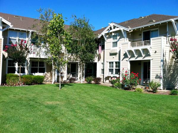 $2,303 / 2br - 697ft2 - 2 Bedroom ONLY $2,303 Luxury Senior Community (62+) (gilroy)64030485544835122