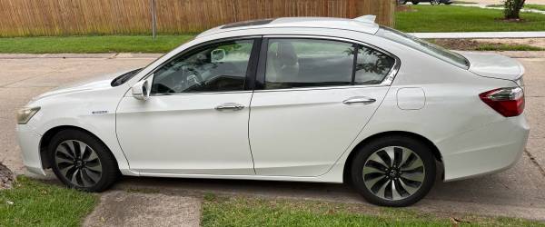 2014 Honda Accord híbrido - $8,200 (Metairie)63439000792705122