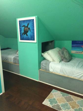 $650 / 6br - Sunrise Room Rental (Galveston)63611864461569124