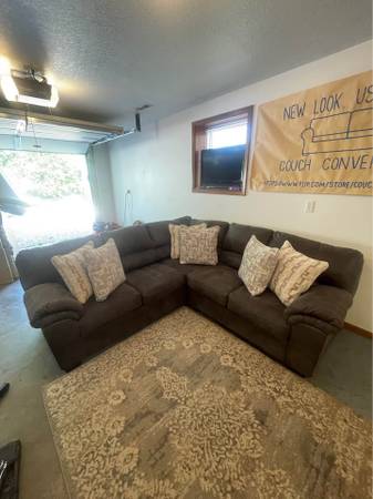 Sectional Couch (DELIVERY AVAILABLE) 1