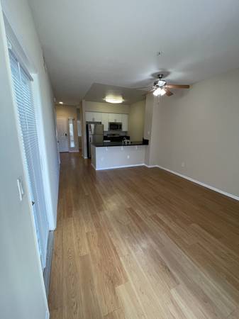 $2,770 / 1br - 717ft2 - 1x1 with an office! The perfect space if you wfh or are a student! (Long Beach)63840114156803120