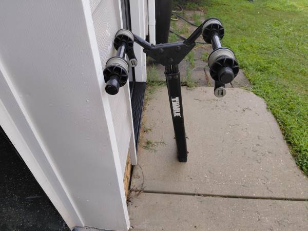 Thule hitching post bike rack 980/981 1