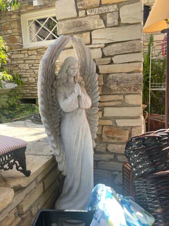 Yard sale photo