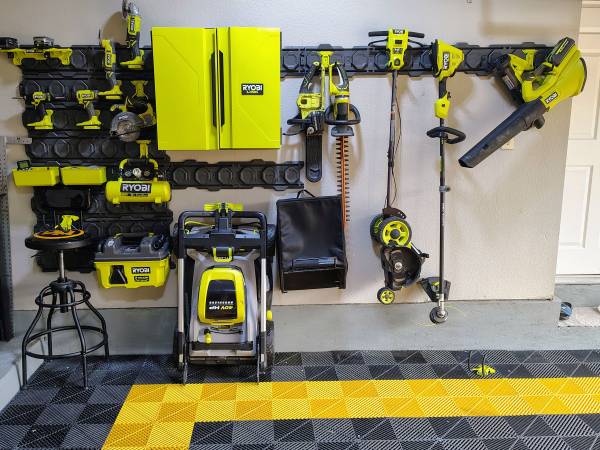 RYOBI LINK Wall Storage 7-Piece Starter Kit 1