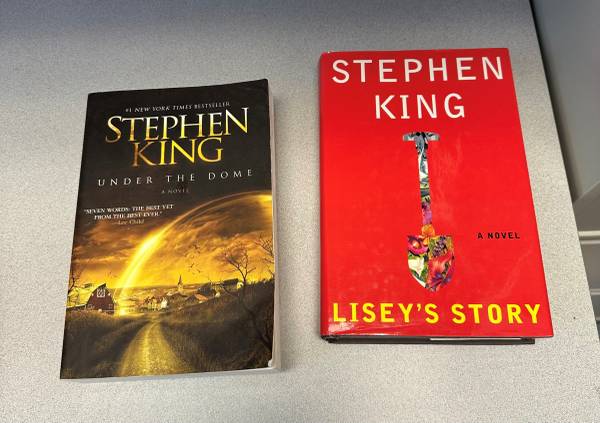 Stephen King Under the Dome and Lisey's Story books 1