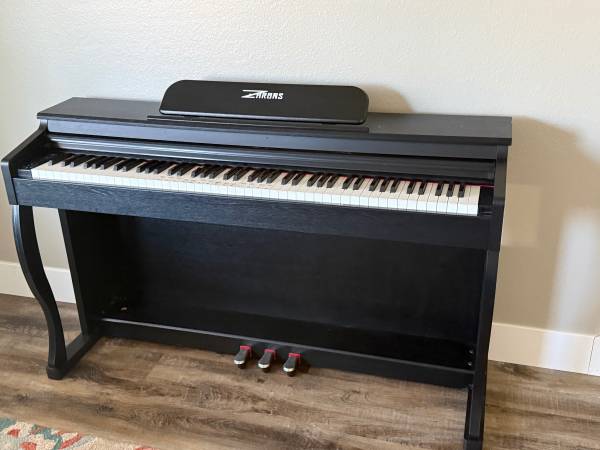 BOULDER CITY GARAGE SALE SATURDAY 7AM 1