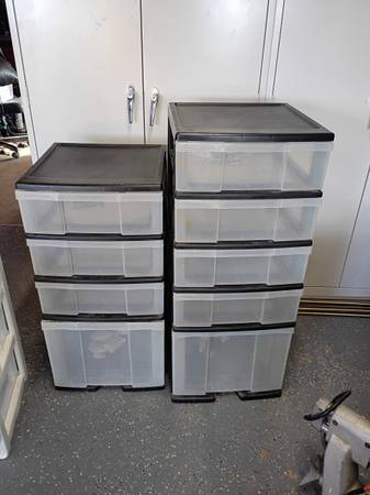 Plastic storage bins 1