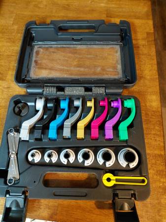 A/c and fuel disconnect kit 1