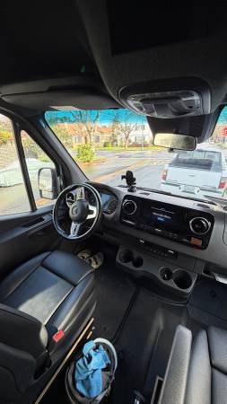 2023 Mercedes BENZ SPRINTER CREW - Photo 8