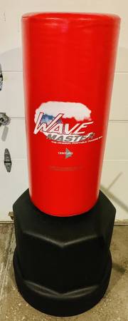 Centry Boxing MMA punching/kicking bag and stand 1