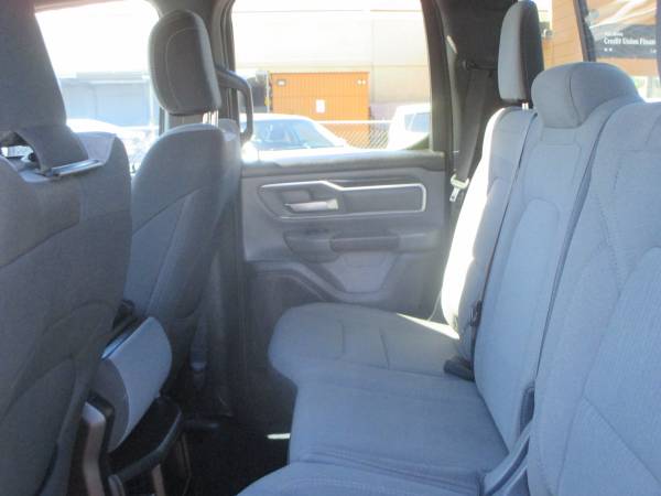 2022 RAM 1500 Quad Cab - Photo 7