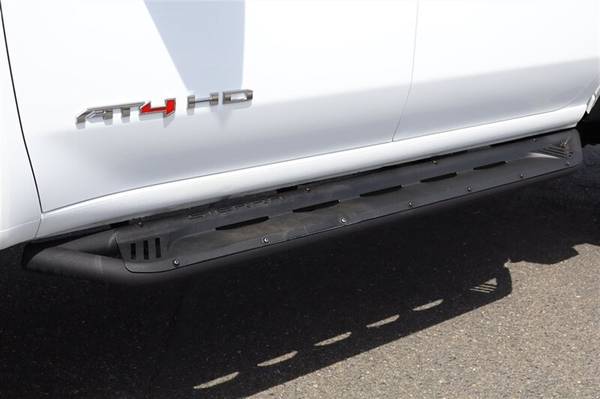 2025 GMC Sierra 3500 AT4 - Photo 14