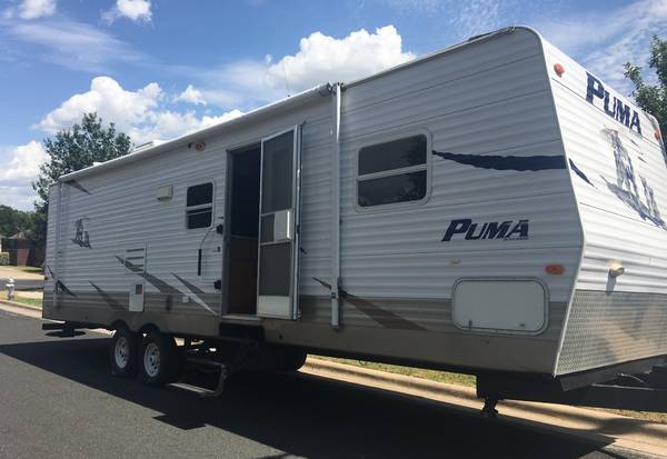 Beautifully Kept Palomino 34 foot RV for sale 1