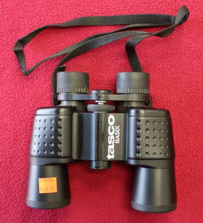 TASCO BASIX 8X40mm BINOCULARS W/CASE 1