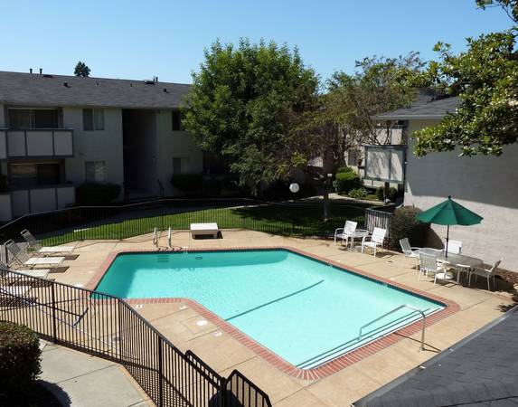$2,795 / 2br - 848ft2 - 2/bd, Emergency maintenance, In Hayward (hayward / castro valley)63657964640131120