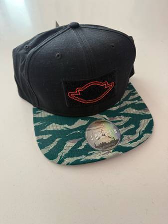 Nike Air Jordan Hat Camo 1