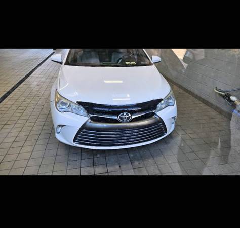 2015 Toyota Camry LE 1