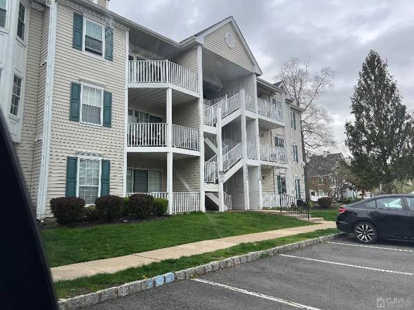 $2450.00 / 3br - 970ft2 - Spacious 3-Bedroom Condo for Rent63676275140099120