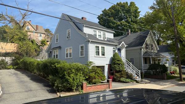 $3,900 / 3br - 01800ft2 - Delightful single family (Belmont)64034776361857120