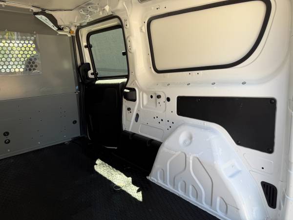 2017 RAM PROMASTER CITY SLT - Photo 14