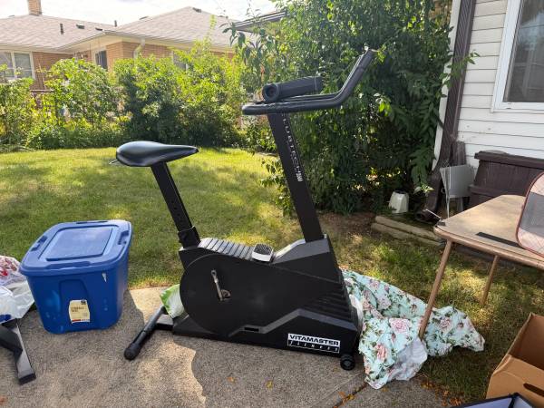 Yard sale photo
