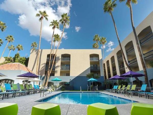$1,199 / 1br - 652ft2 - Your New Oasis! Must See Upgrades - W/D, Stainless, Granite Tour Today64024999194881124