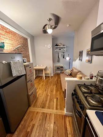 1-bed 1-bath sublet mid to end Sept until.2027 sublet in Crown Heights 1