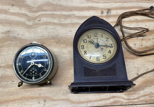 Vintage clocks 1