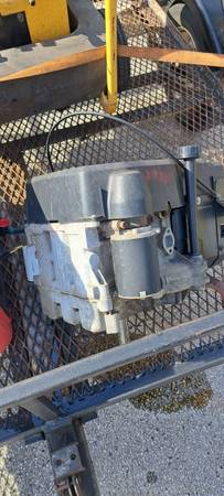 Lawn.
Tractor motor 1
