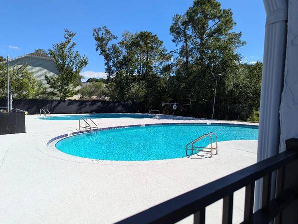 Spacious 2BR/2BA Condo for Rent in Jacksonville, FL – Available 10/21, 1