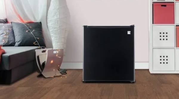 Kenmore 1.7 Cu. Ft. Mini Refrigerator – Black – Great Condition 1