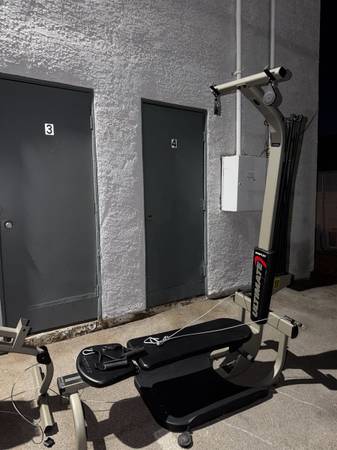 USED BOWFLEX ULTIMATE 1