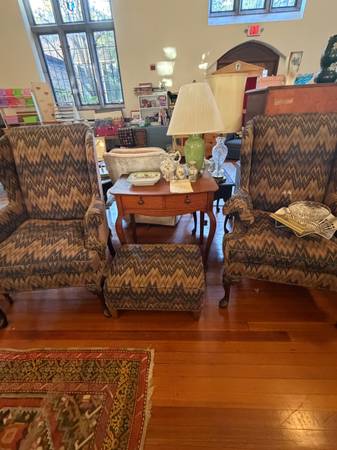 Yard sale photo