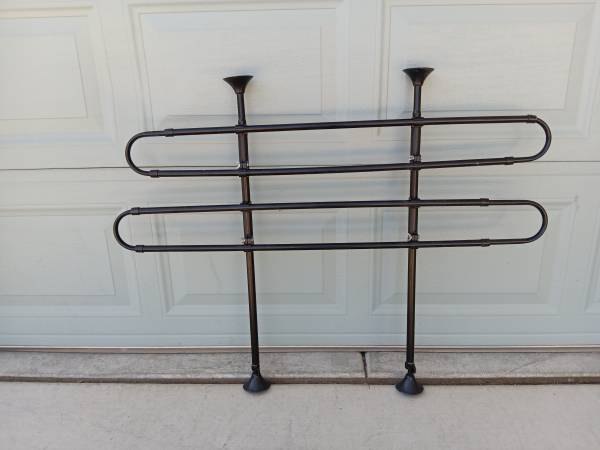 Adjustable dog barrier for hatchback or SUV 1