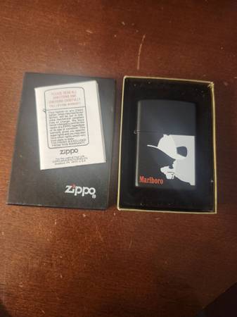 Marlboro Zippo Lighter (NEW) 1
