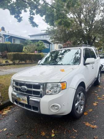 2011 Ford Escape V6 1