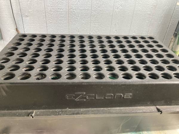 Hydroponic grow tray EZClone 1