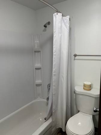 $443 / 1br - -7-day weekly rate starting at 442.46 before tax (3040 SE 82nd Ave)64039056700161123