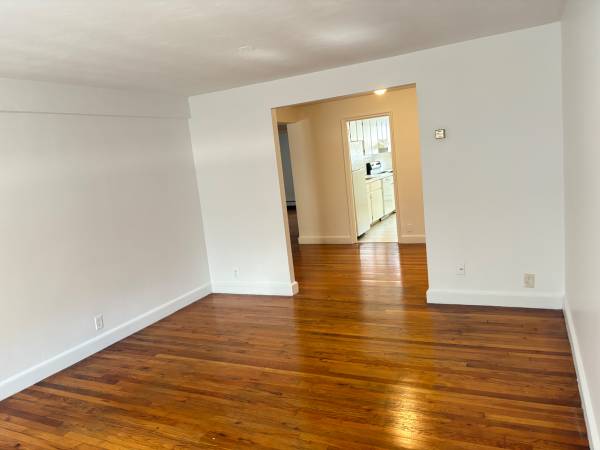 $2,750 / 2br - ☀️NO LAST - NO SEC - NO FEE || NEWTON CORNER 2 BED || HEAT/HW/PRKG ☀️ (NEWTON)63996405780226121