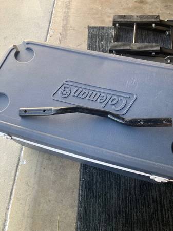 ((((Fxr exhaust bracket)))) 1