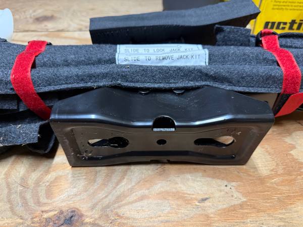 Ford F 150 Spare Tire Jack 1