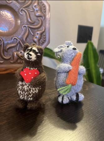 Pair Hand Made Knit Ornaments Animals Rabbit Raccoon Peru 1
