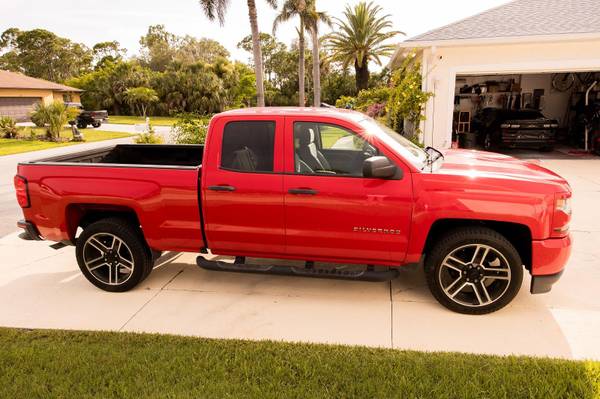 2017 Chevrolet Silverado 1500 Double Cab Custom - $13,000 (San Fernando ca)63618151957891124