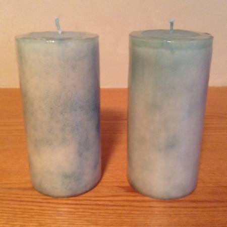 New Pair of Seafoam Green Bill Blass 6" Pillar Candles 1