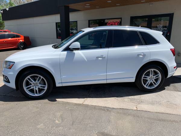 2016 Audi Q5 2.0T Premium quattro/Clean Title & Carfax - $12,999 (Englewood)63493403907969123